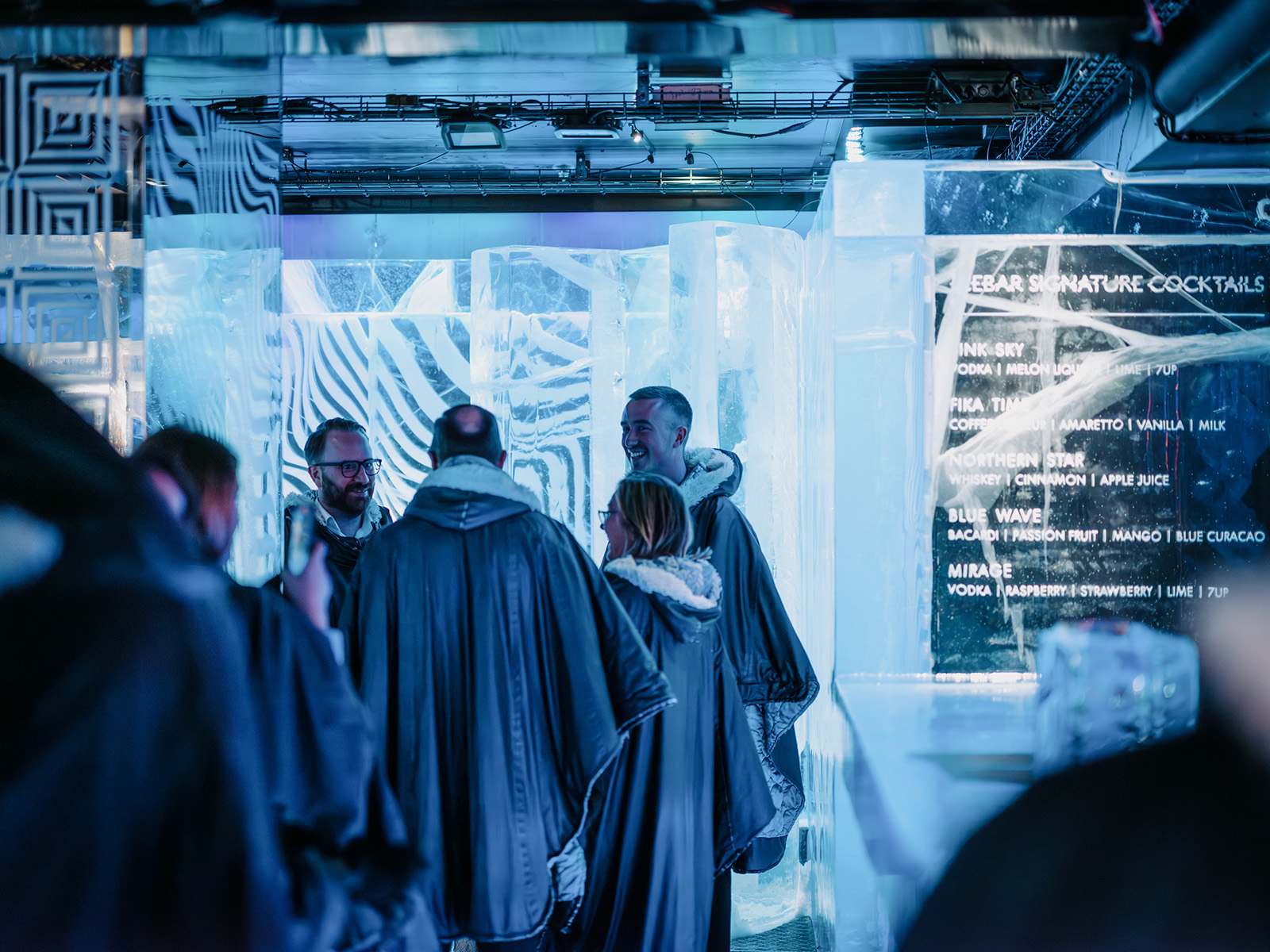 ICEBAR Stockholm by ICEHOTEL - Un bar totalement décalé et 100% glacé dans l’Hôtel C à Stockholm