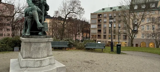 Chemist Carl Wilhelm Scheele Statue