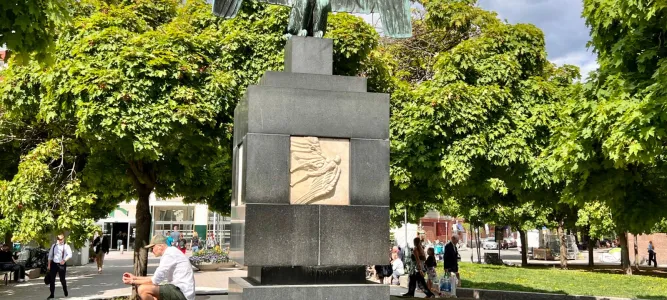 Aviator Monument