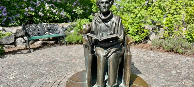 Astrid Lindgren Statue