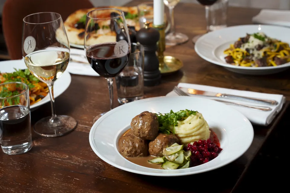 Venez déguster les richesses culinaires suédoi ...